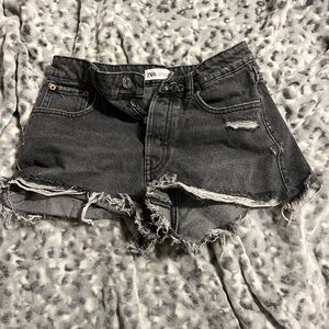 Zara Women's Black Denim Shorts